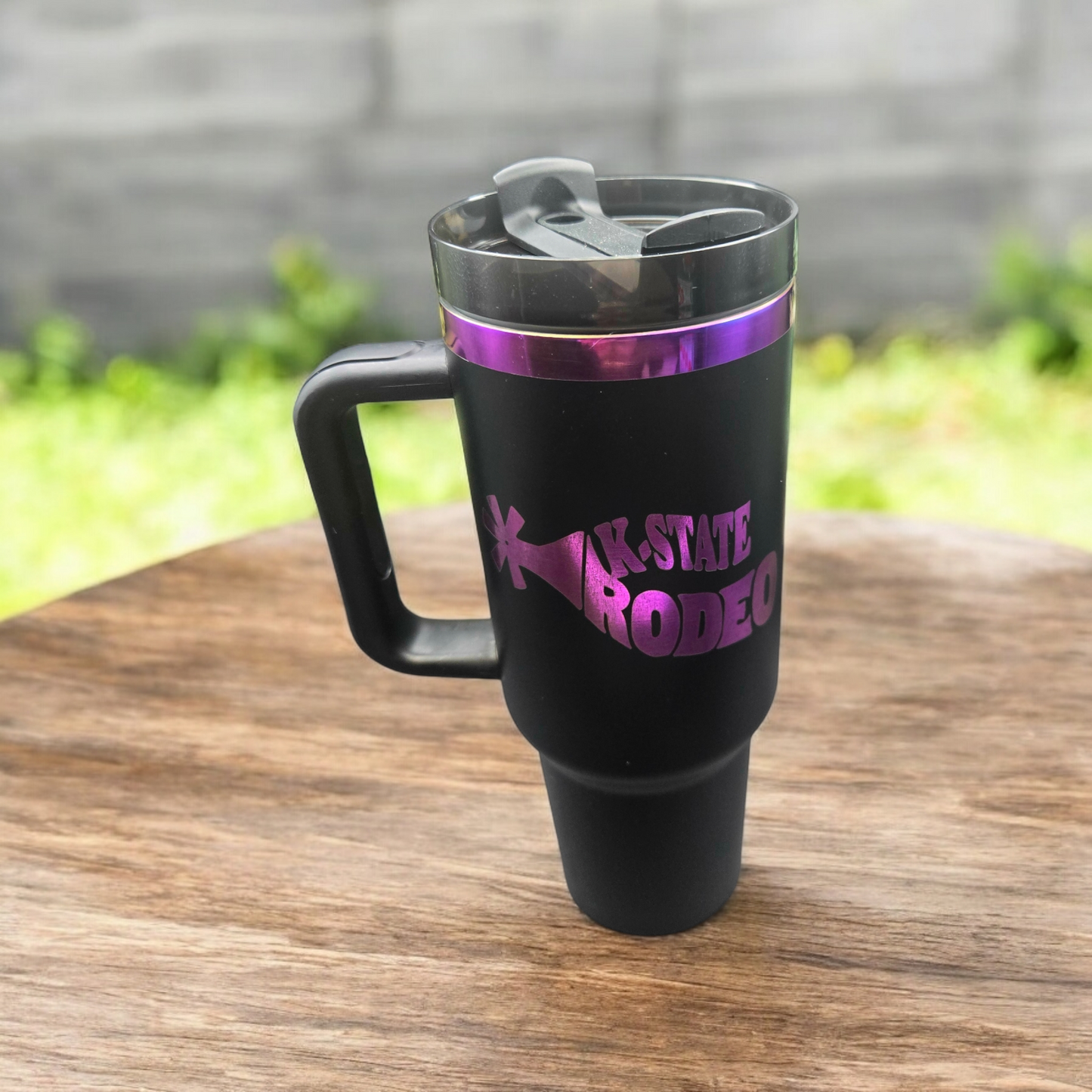 40 ounce Tumbler with handle